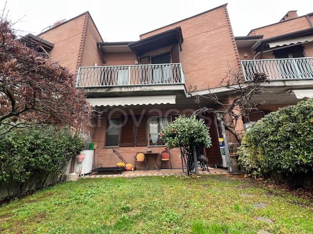 casa indipendente in vendita ad Alessandria in zona Orti