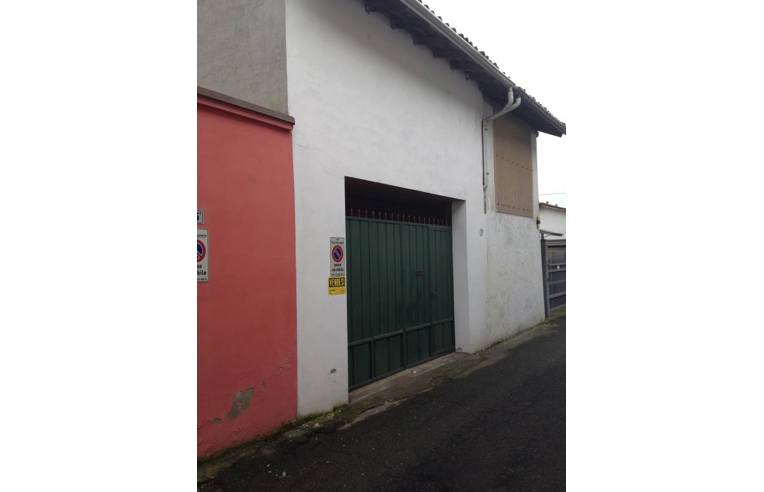 casa indipendente in vendita ad Alessandria in zona Castelceriolo