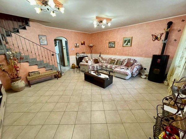 casa indipendente in vendita ad Alessandria in zona Il Cristo