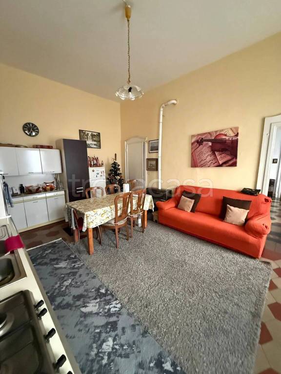 appartamento in vendita ad Alessandria in zona Borgo Rovereto