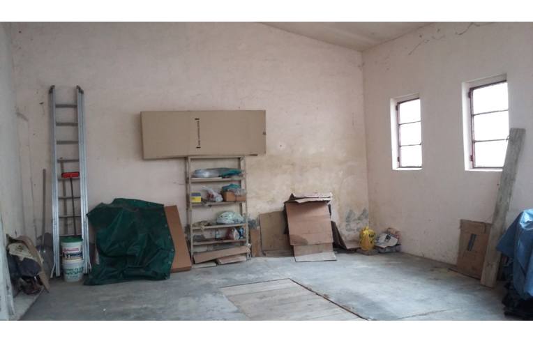 locale commerciale in vendita ad Alessandria in zona Centro Città