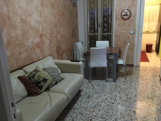 casa indipendente in vendita ad Alessandria in zona zona Pista