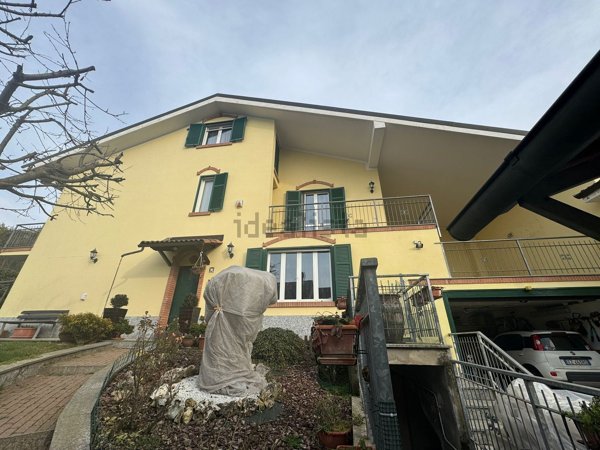 casa indipendente in vendita ad Alessandria in zona Valle San Bartolomeo