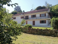 casa indipendente in vendita ad Alessandria in zona Valle San Bartolomeo