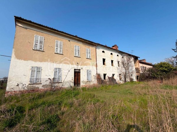 casa indipendente in vendita ad Alessandria in zona San Michele