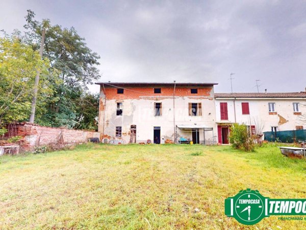 appartamento in vendita ad Alessandria in zona San Giuliano Vecchio