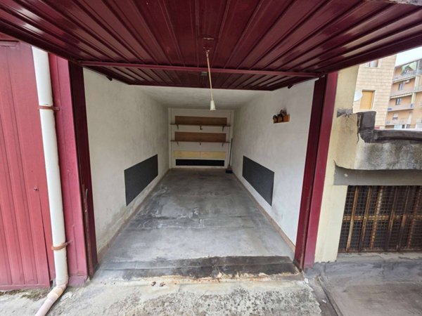 negozio in vendita ad Alessandria