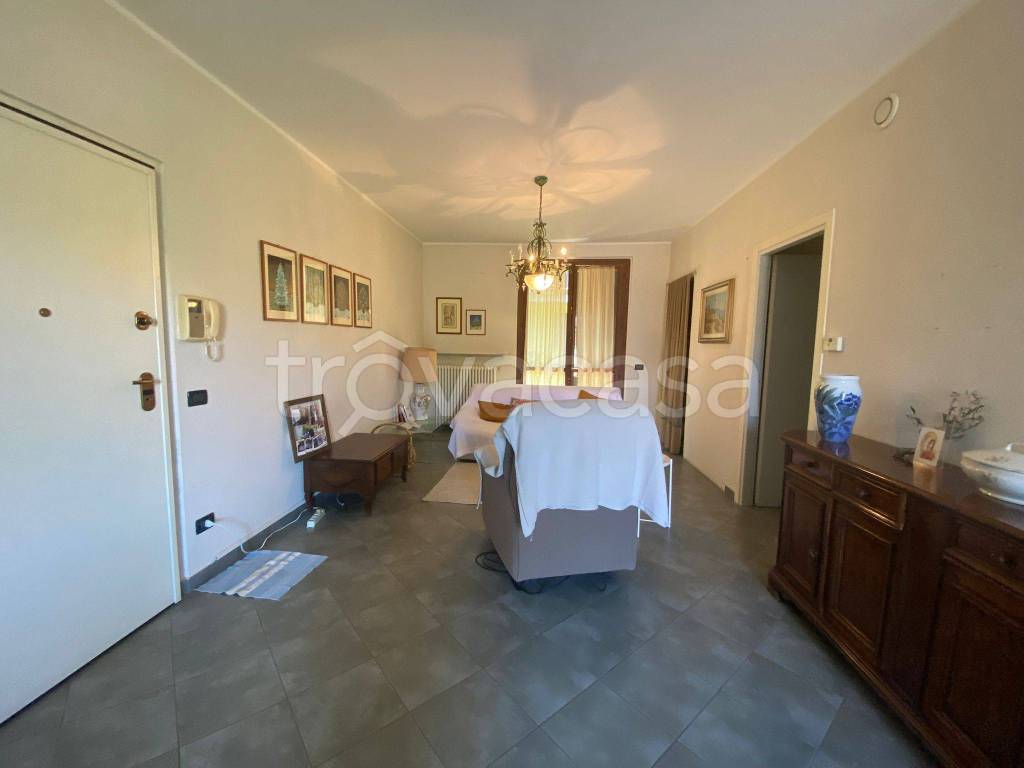 appartamento in vendita ad Alessandria in zona Casalbagliano