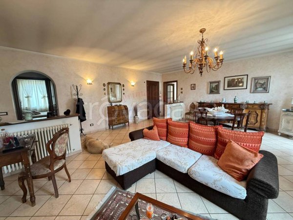 casa indipendente in vendita ad Alessandria in zona Cantalupo