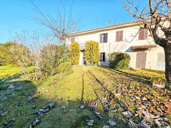 casa indipendente in vendita ad Alessandria in zona San Giuliano Nuovo