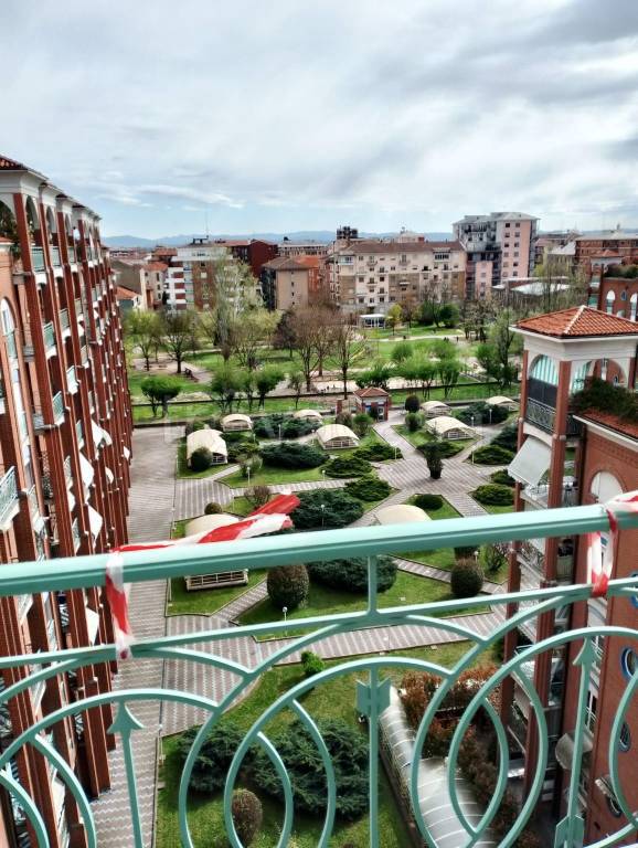 appartamento in vendita ad Alessandria in zona Borsalino