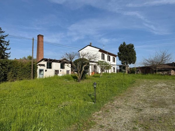 casa indipendente in vendita ad Alessandria