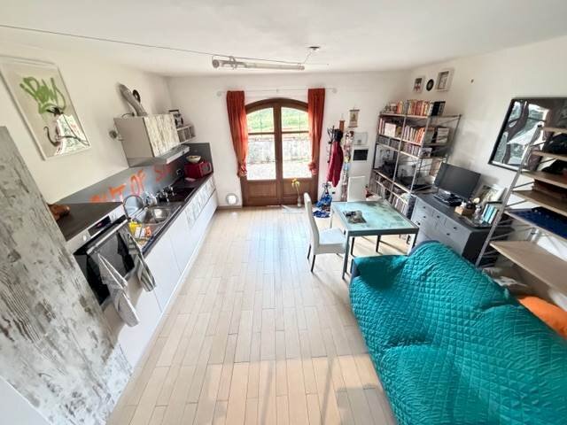 casa indipendente in vendita ad Alessandria in zona Valle San Bartolomeo