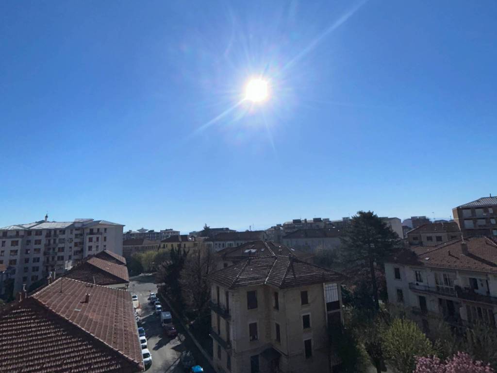appartamento in vendita ad Alessandria in zona zona Pista