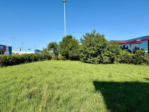 casa indipendente in vendita ad Alessandria in zona San Michele