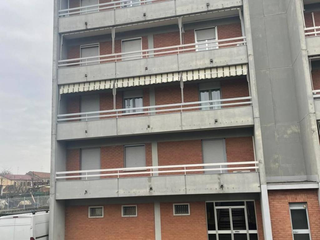 appartamento in vendita ad Alessandria in zona Castelceriolo