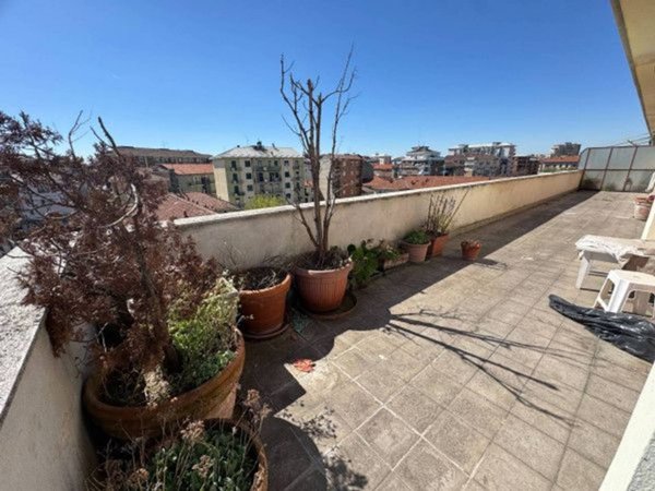 appartamento in vendita ad Alessandria in zona zona Pista