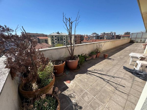 appartamento in vendita ad Alessandria in zona zona Pista