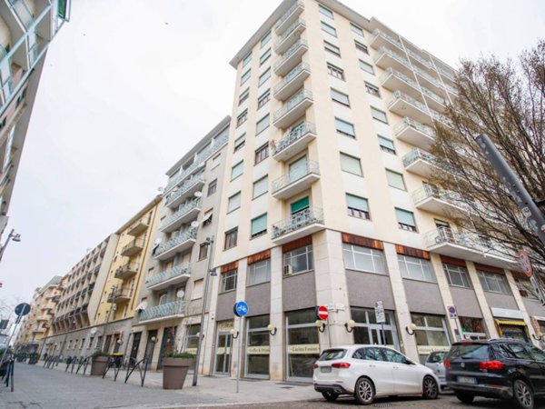 appartamento in vendita ad Alessandria in zona Centro Città