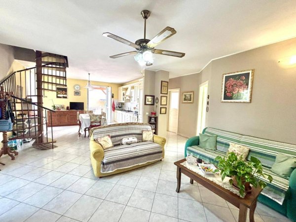 appartamento in vendita ad Alessandria in zona Casalbagliano