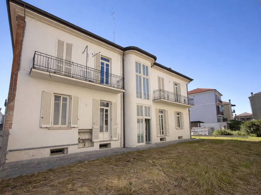 appartamento in vendita ad Alessandria in zona zona Pista