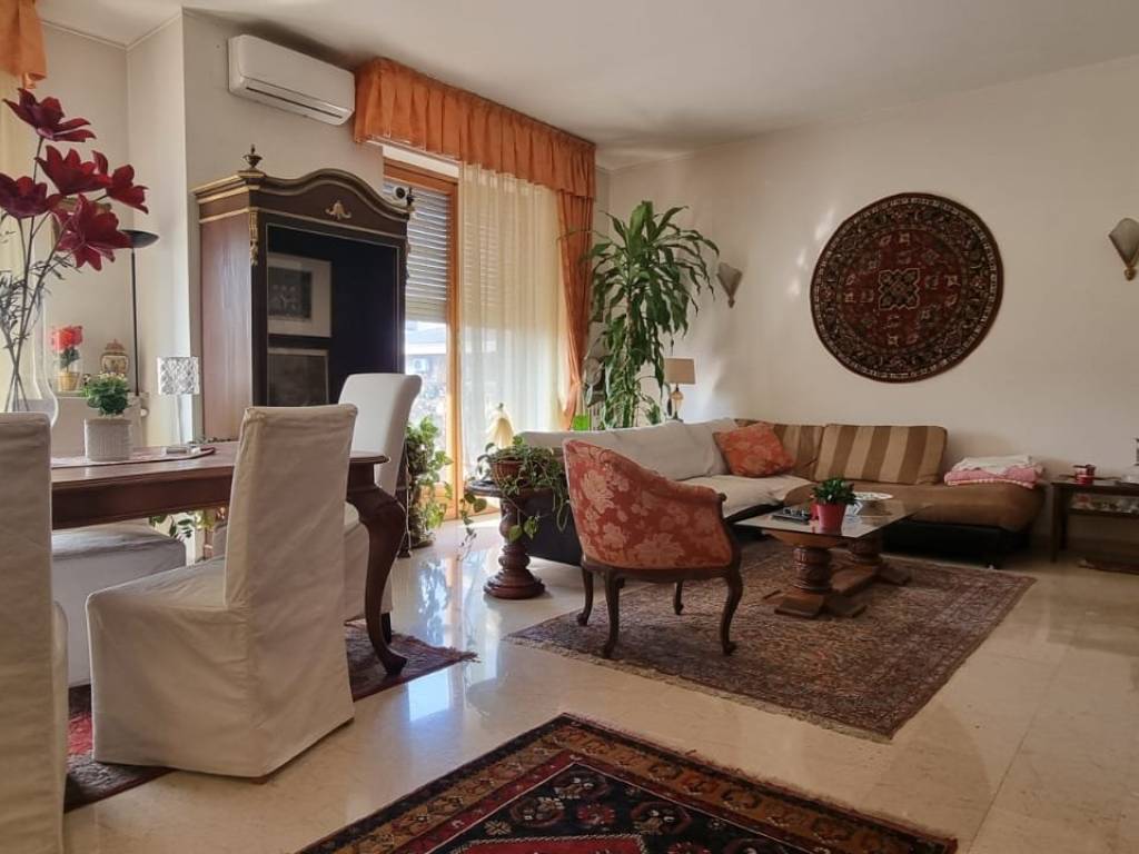 appartamento in vendita ad Alessandria in zona Piazza Garibaldi