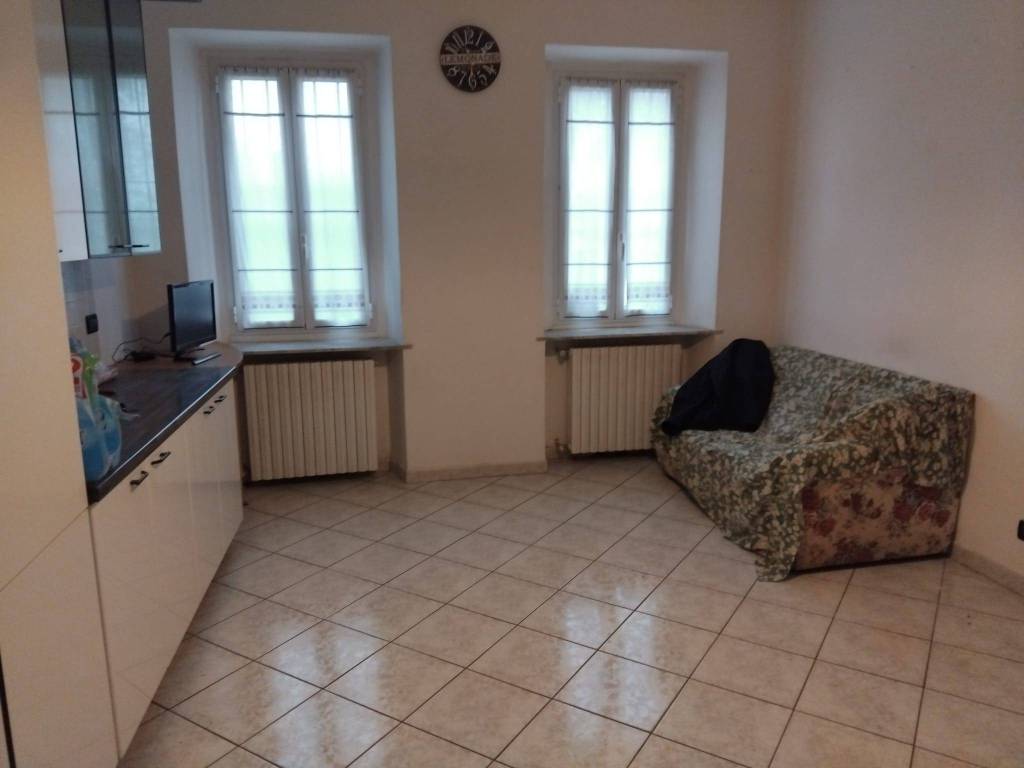 casa indipendente in vendita ad Alessandria in zona Valmadonna