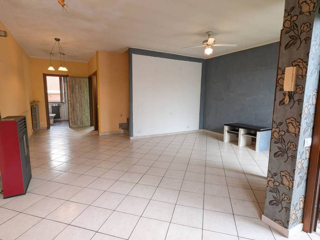 casa indipendente in vendita ad Alessandria in zona Castelceriolo