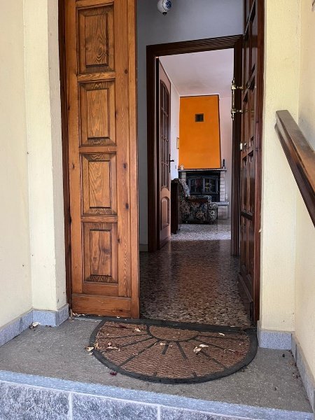 casa indipendente in vendita ad Alessandria in zona Castelceriolo