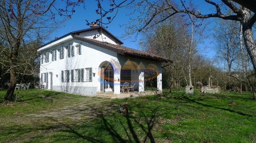 casa indipendente in vendita ad Alessandria in zona Valle San Bartolomeo