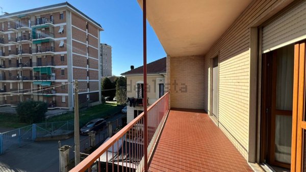 appartamento in vendita ad Alessandria in zona Villaggio Europa