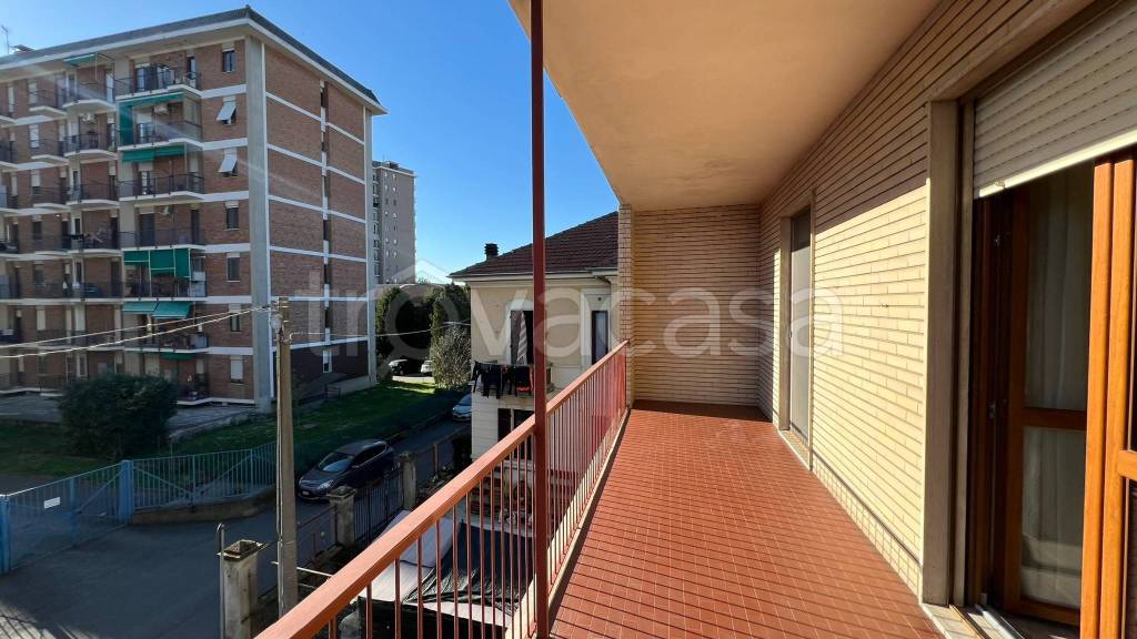 appartamento in vendita ad Alessandria in zona Villaggio Europa