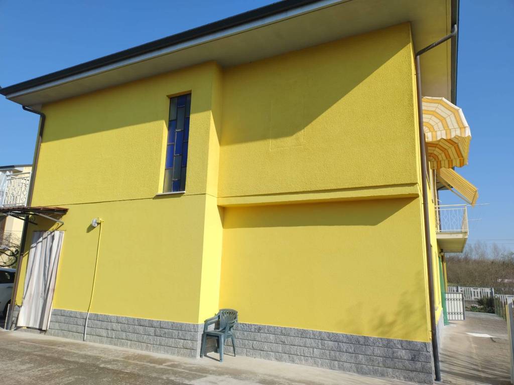 casa indipendente in vendita ad Alessandria