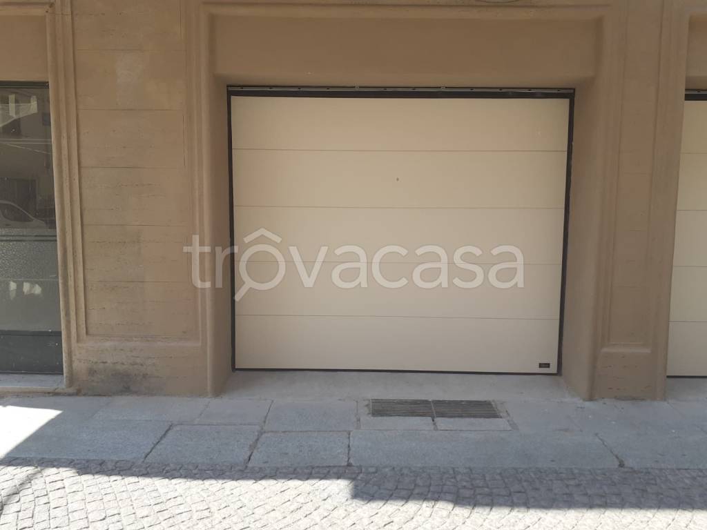 locale commerciale in vendita ad Alessandria