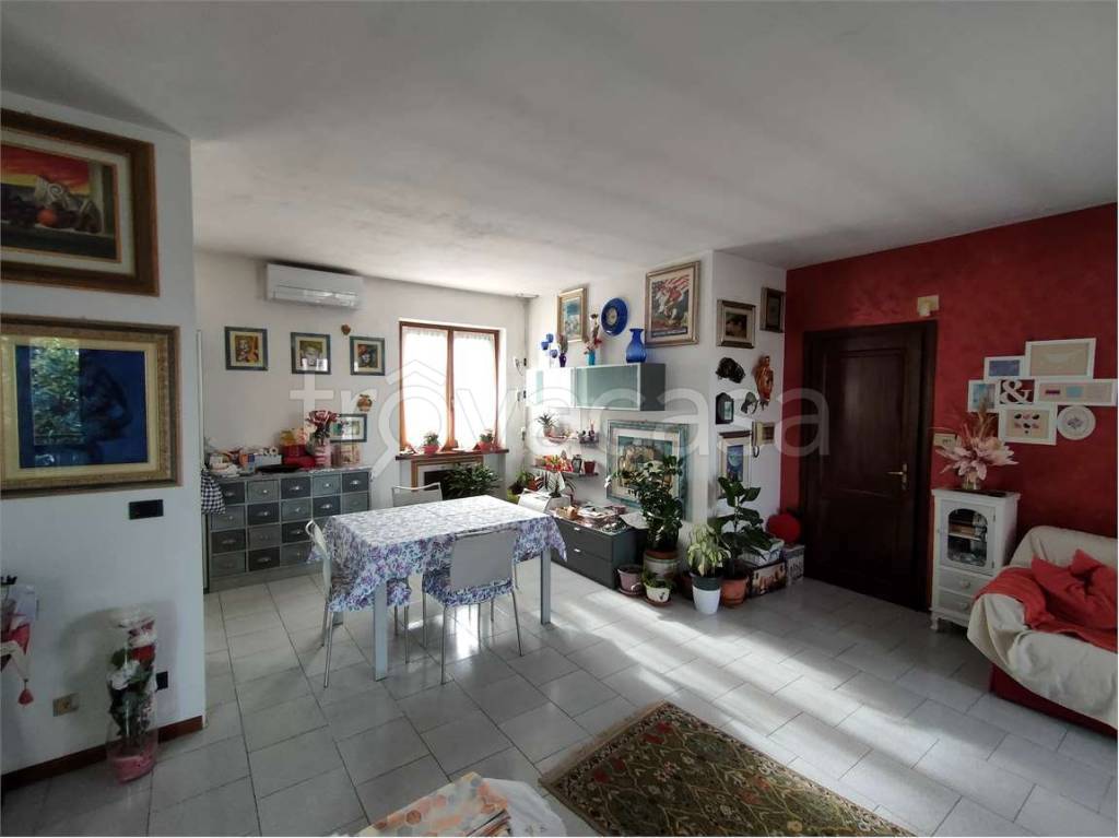 casa indipendente in vendita ad Alessandria in zona Il Cristo