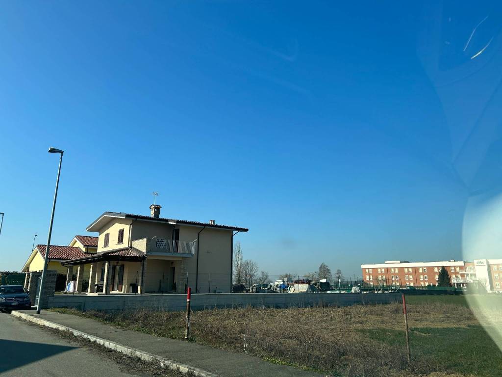 terreno edificabile in vendita ad Alessandria in zona Cabanette