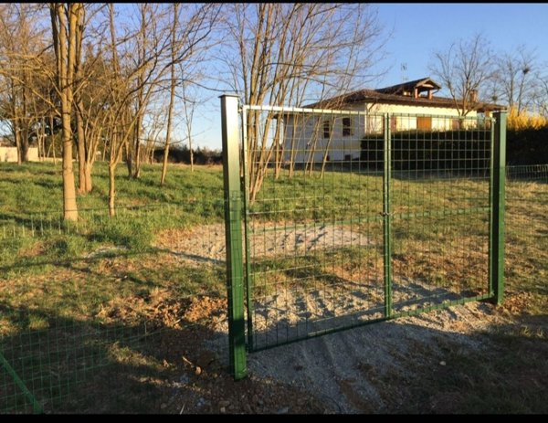 casa indipendente in vendita ad Alessandria in zona Valle San Bartolomeo