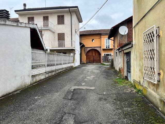 casale in vendita ad Alessandria in zona Galimberti