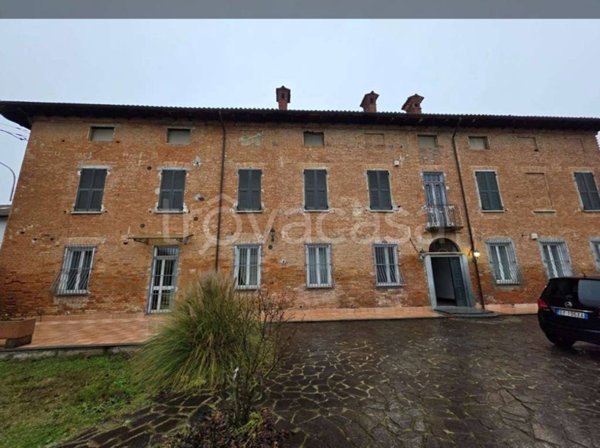 appartamento in vendita ad Alessandria in zona Castelceriolo