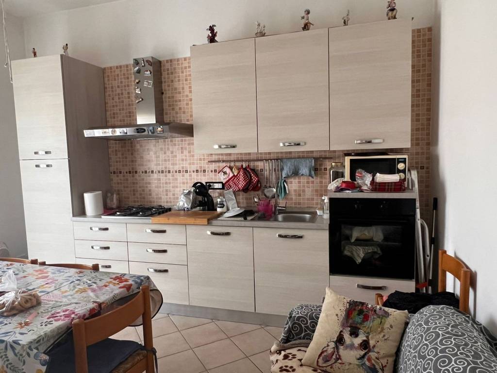 appartamento in vendita ad Alessandria in zona Castelceriolo
