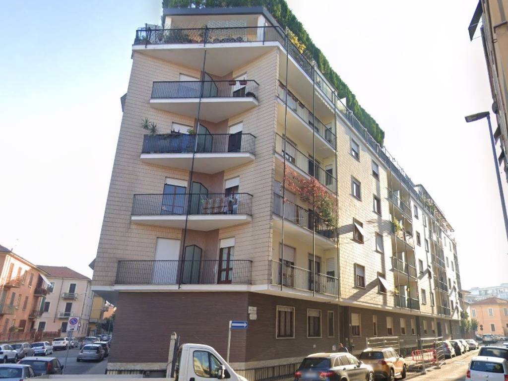 appartamento in vendita ad Alessandria in zona zona Pista