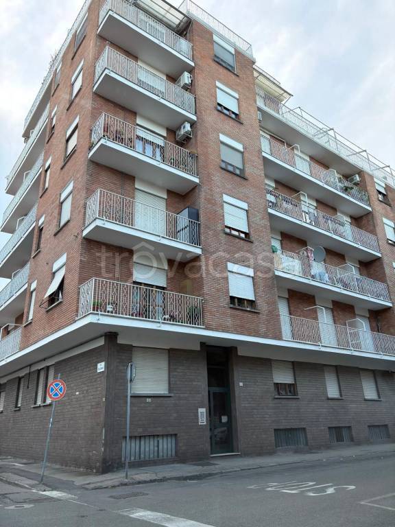 appartamento in vendita ad Alessandria in zona zona Pista