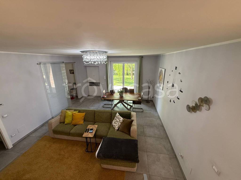 casa indipendente in vendita ad Alessandria in zona Litta Parodi
