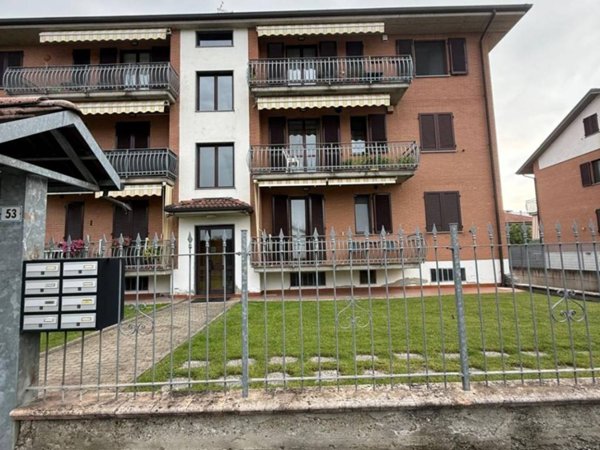 appartamento in vendita ad Alessandria in zona Spinetta Marengo