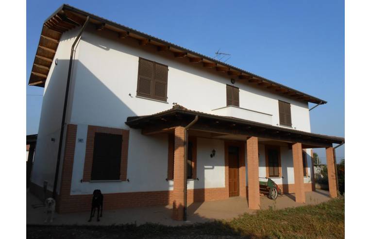 casa indipendente in vendita ad Alessandria in zona San Giuliano Nuovo