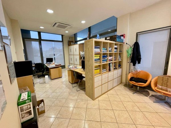 locale commerciale in vendita ad Alessandria in zona Il Cristo