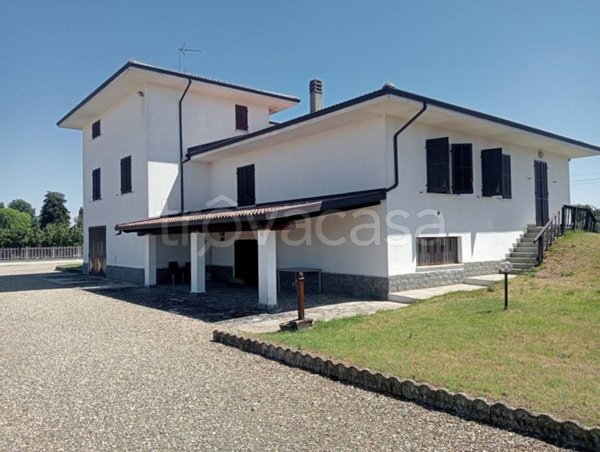 casa indipendente in vendita ad Alessandria in zona San Giuliano Nuovo