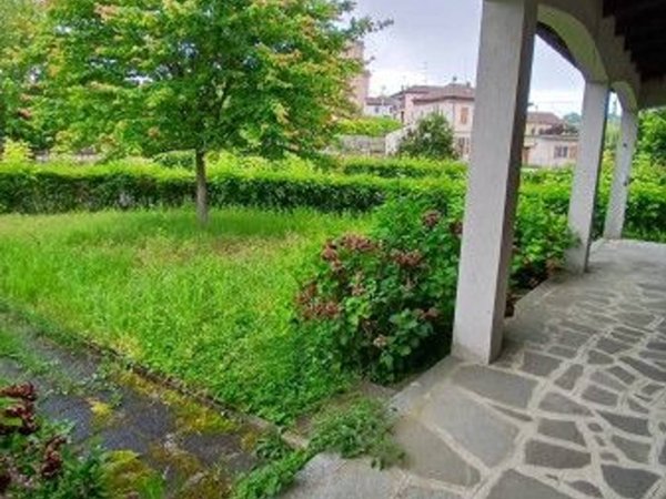 appartamento in vendita ad Alessandria in zona Valle San Bartolomeo