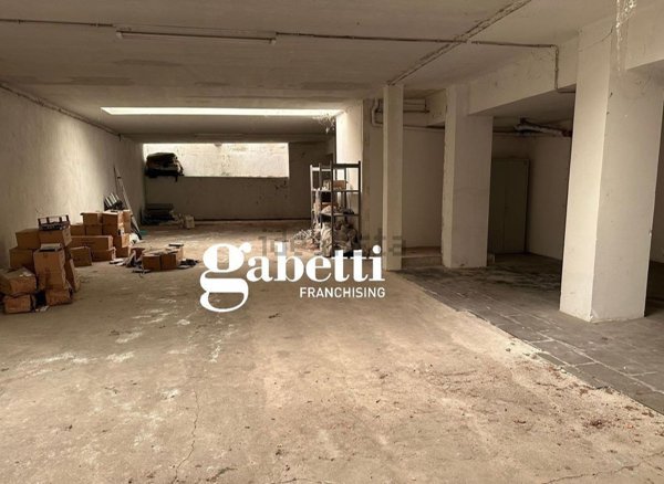 locale di sgombero in vendita ad Alessandria in zona zona Pista