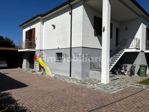 appartamento in vendita ad Alessandria in zona Ghezzi